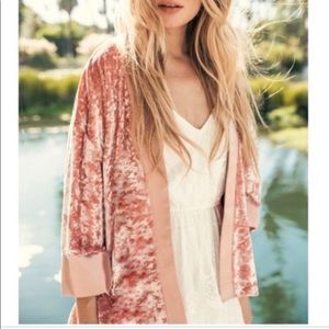 Pink velvet kimono